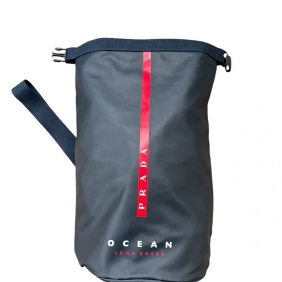 Prada Men's Black and Red Duffel Bag - Picture 1 of 1